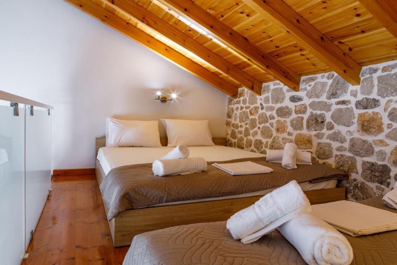 Drepano  Adrian'S Luxury Apartments 1 מראה חיצוני תמונה