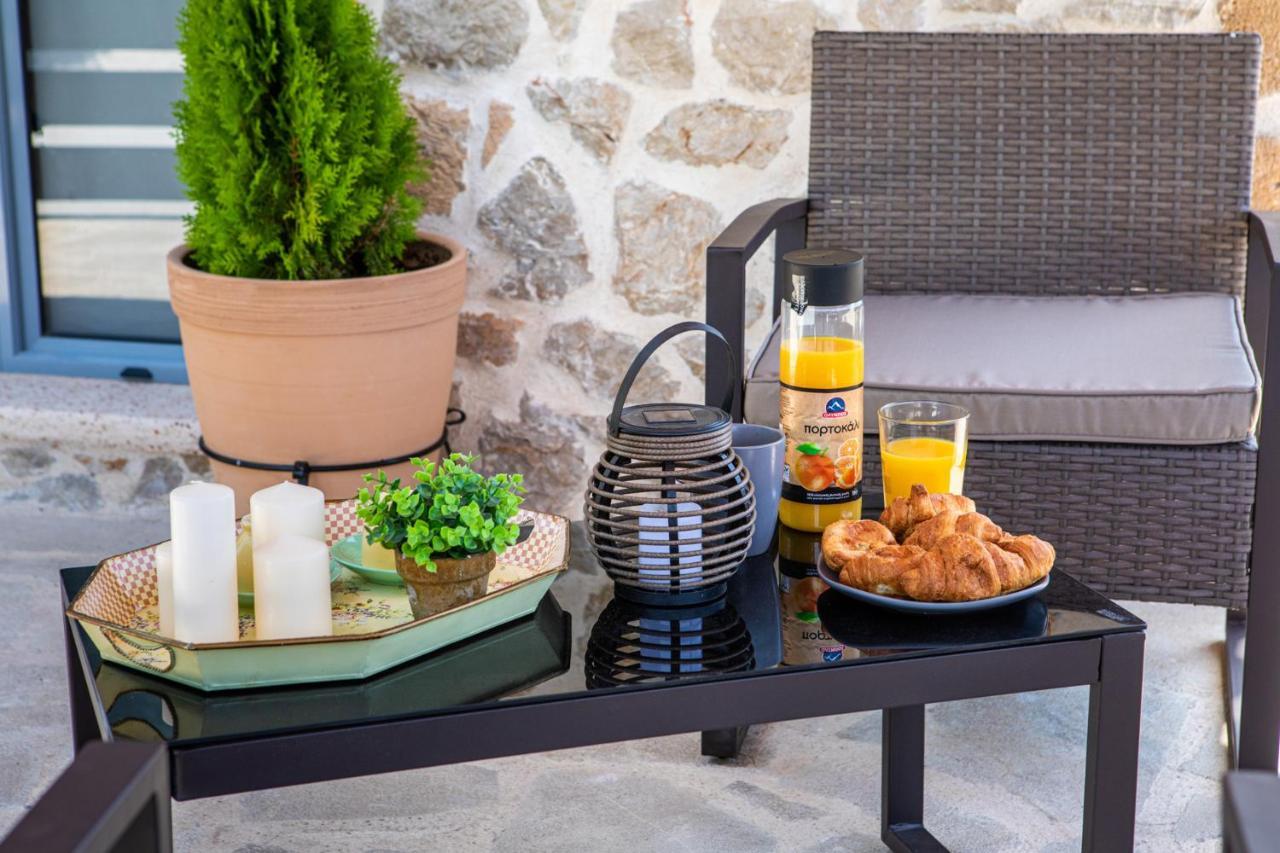 Drepano  Adrian'S Luxury Apartments 1 מראה חיצוני תמונה