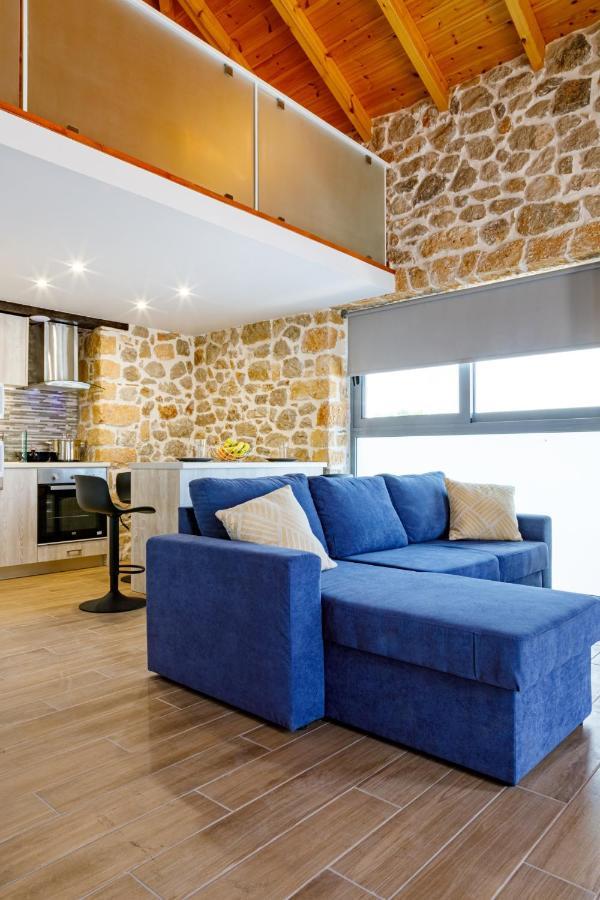 Drepano  Adrian'S Luxury Apartments 1 מראה חיצוני תמונה